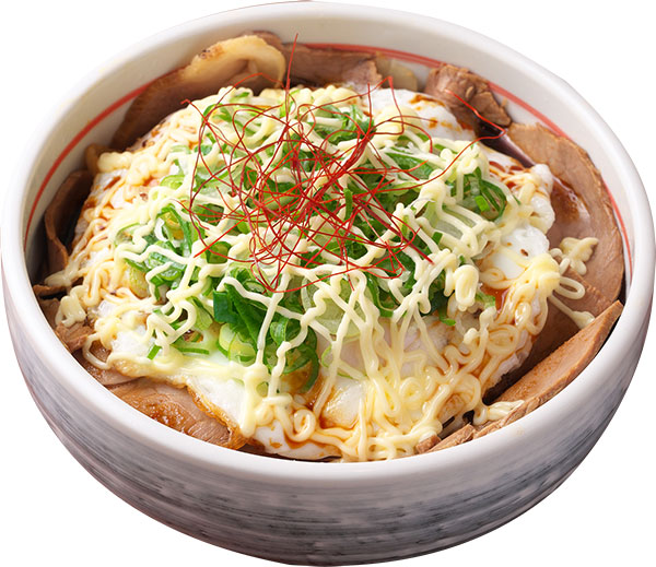 チャーシューとフライドエッグ丼